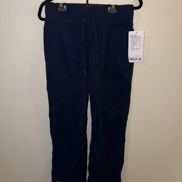 Lululemon Mid Rise Dance Studio Pant Short True Navy Size 6 - Picture 2 of 5